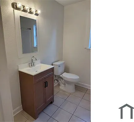 1344 W Agarita Ave — Photo 5