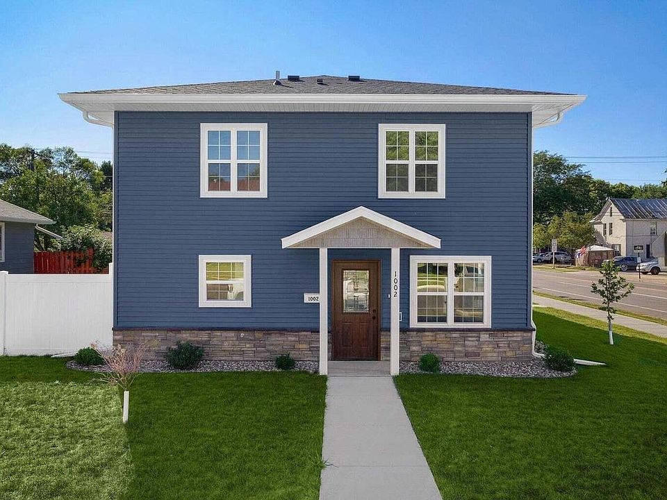 1st image of 1002 7th STREET S S