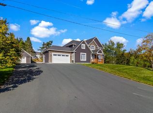 8 Harvey St, Harbour Grace, NL A0A2M0