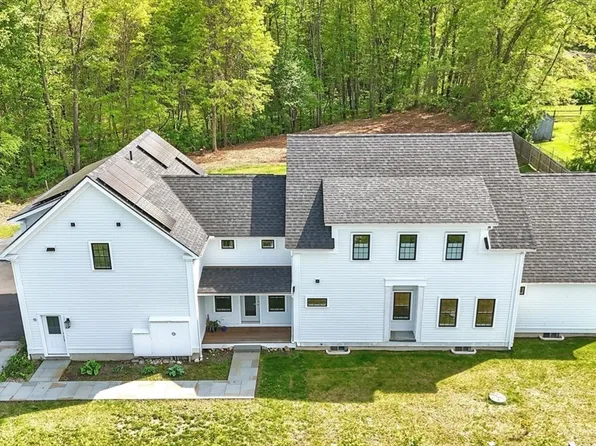 13-13 Vista Ter #15, Amherst, MA 01002