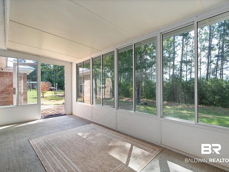 16216 Pointer Dr — Photo 17