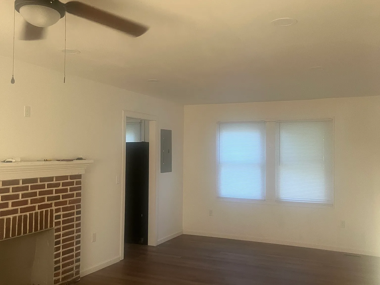 2 bed, 1000 sqft, $1,100 — Photo 3