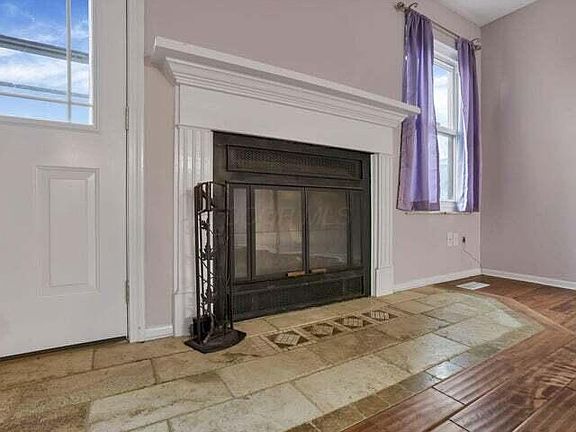 5th image of 1952 Laramie Dr #14