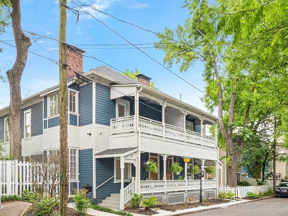 Two-story unit of a duplex in Historic Grant Park