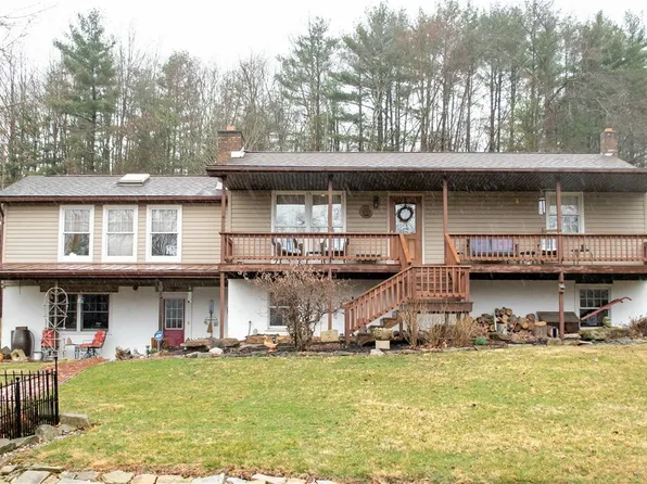 67576 Read Rd, Cambridge, OH 43725