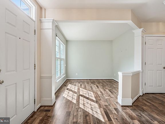 5th image of 14968 Slippery Elm Ct