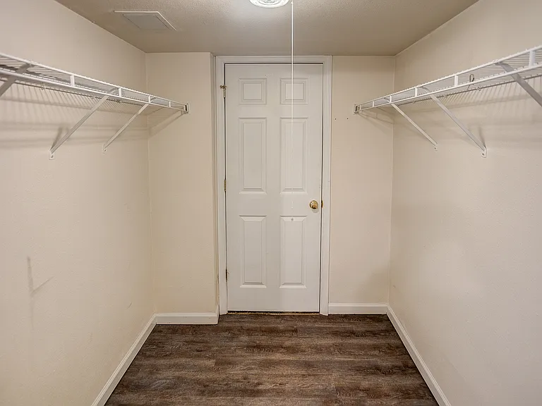 Primary bedroom - walk in closet