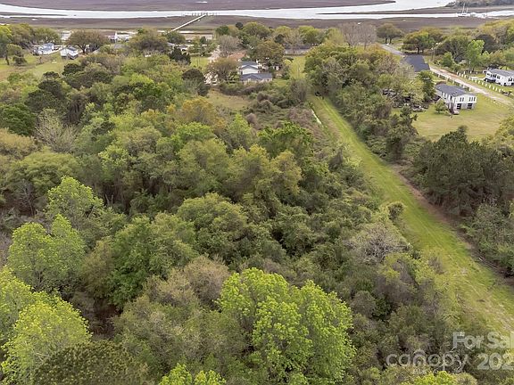 5th image of 2165 Rosebush Ln