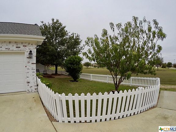 3rd image of 2227 Gruene Lake Dr