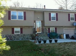 178 Spackenkill Rd, Poughkeepsie, NY 12603