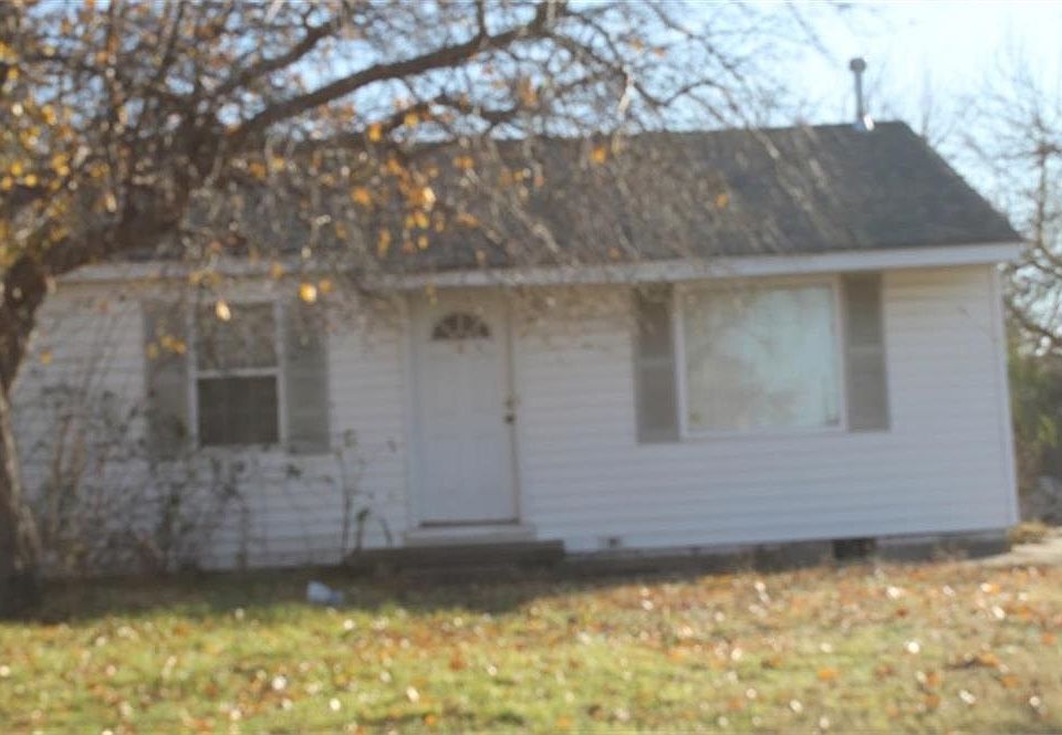1st image of 1705 E Birch Ave