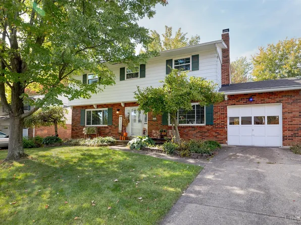 1587 Pinebluff Ln, Cincinnati, OH 45255