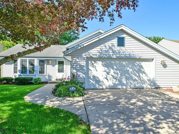 1272 River Park CIRCLE EAST East, Mukwonago, WI 53149