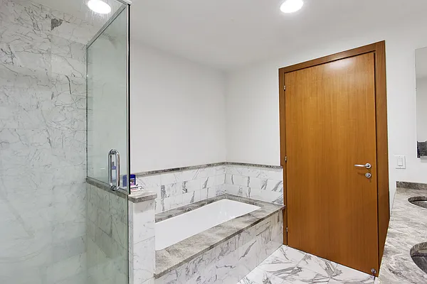 Rented by Urban Realty NYC | media 25