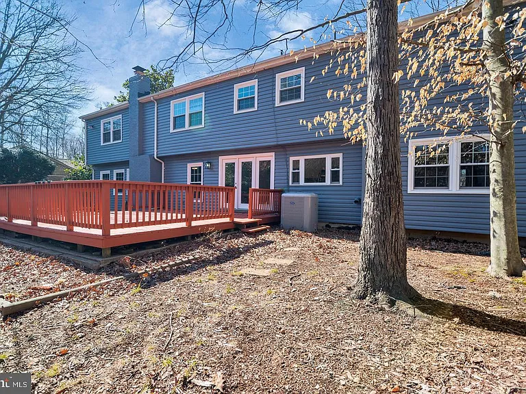 12404 Surrey Circle Dr — Photo 3