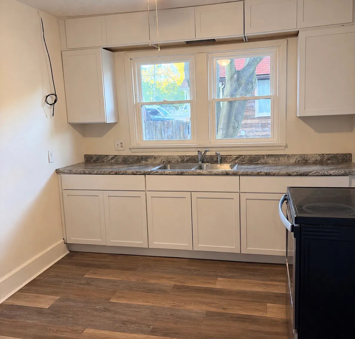 3 bed, 1.5 bath, 1832 sqft, $1,550 — Photo 4