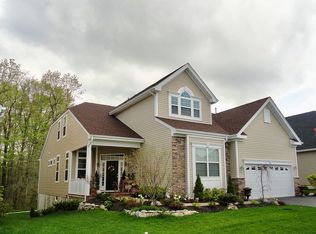 149 Timber Hill Dr, Monroe Township, NJ 08831