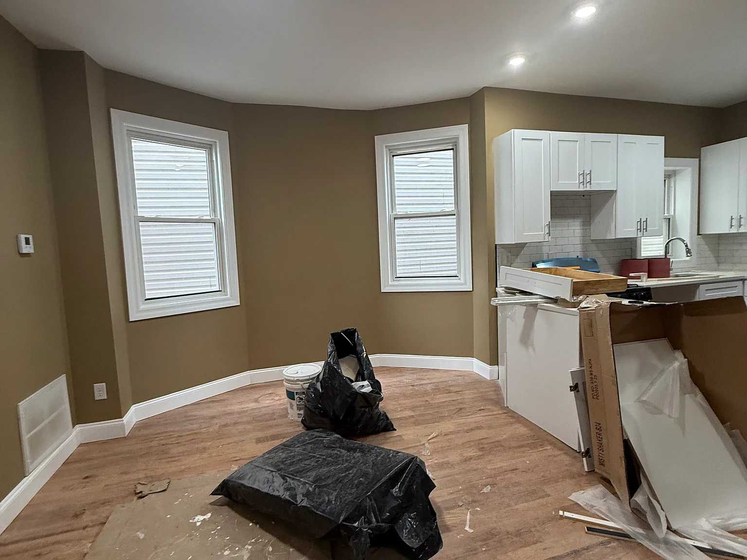 3 bed, $2,450 — Photo 4