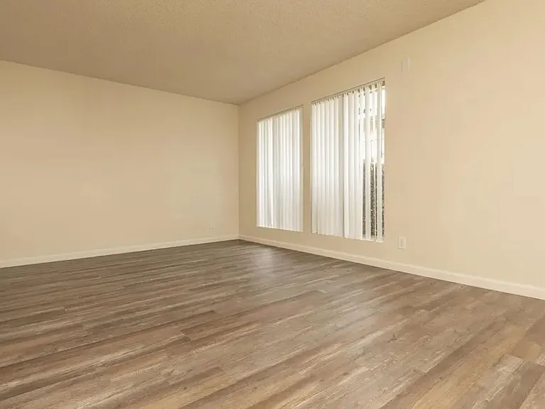 Sierra View — Photo 7