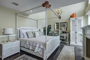 Sold by Casandra Properties Inc.