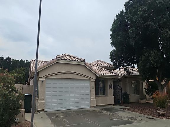 3rd image of 6129 W Questa Dr