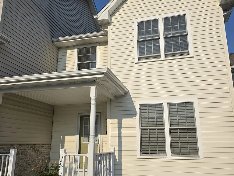 612 Baldwin Ln — Photo 1