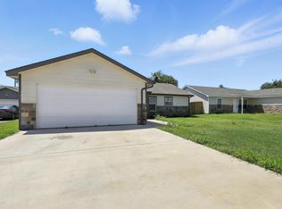 428 Whitney Ct #R, Rio Vista, TX 76093