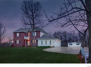 100 Vaughan Ct, Saint Robert, MO 65584