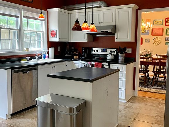 5th image of 3310 Middlebrook Ct
