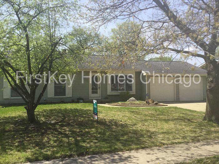 1st image of 303 W Bromley Dr #303