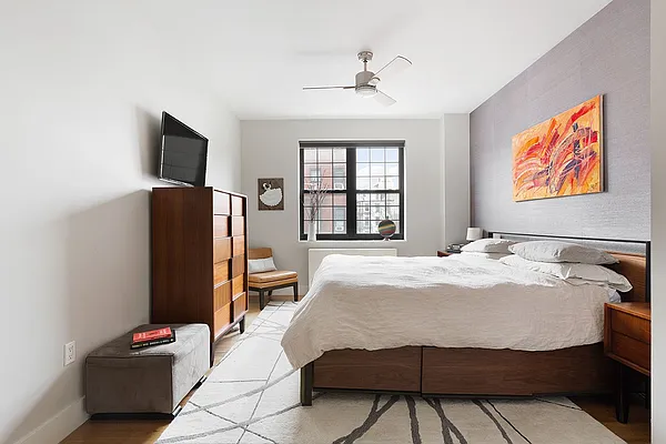 Sold by Compass | media 17