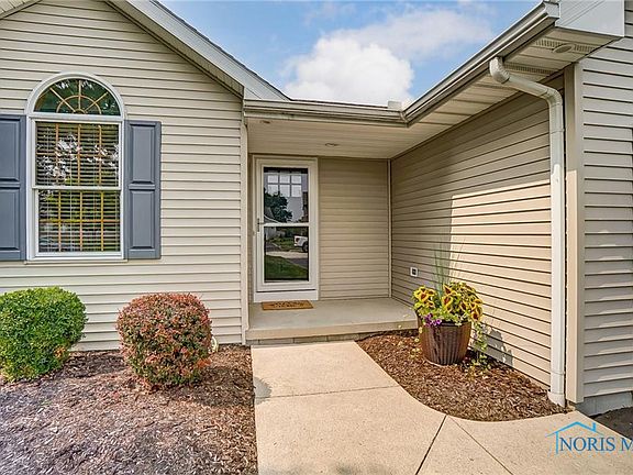 2nd image of 1535 Autumn Dr