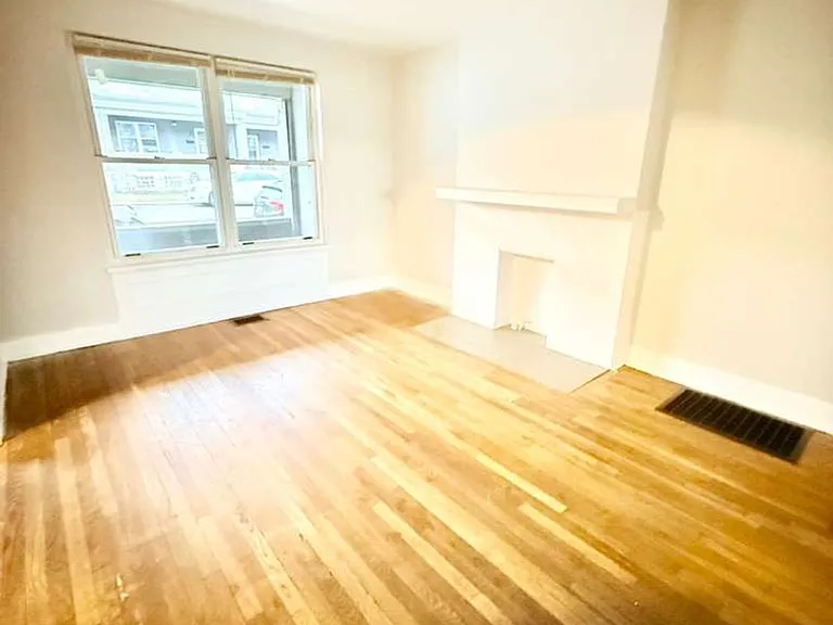 200-223 Gilliland Pl — Photo 5