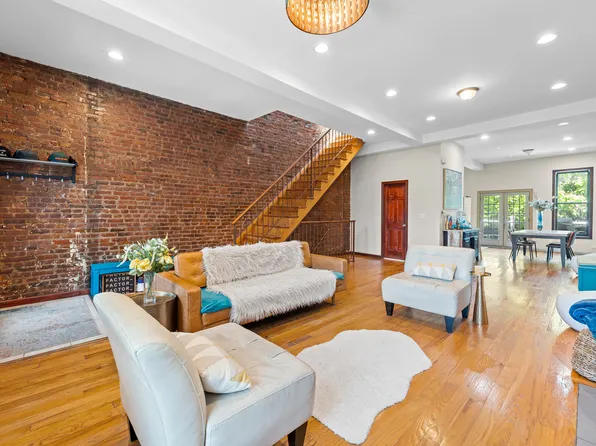 609 Lexington Avenue image 7 of 43