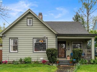 5820 NE Halsey St, Portland, OR 97213