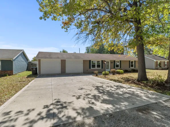 5004 Charlotte Ave, Fort Wayne, IN 46815