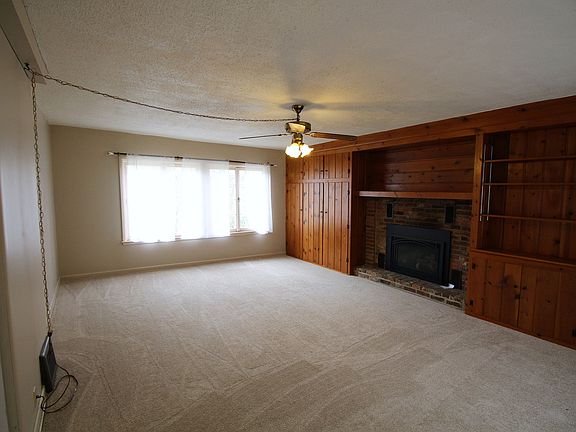 4th image of 304 28th Street Dr SE
