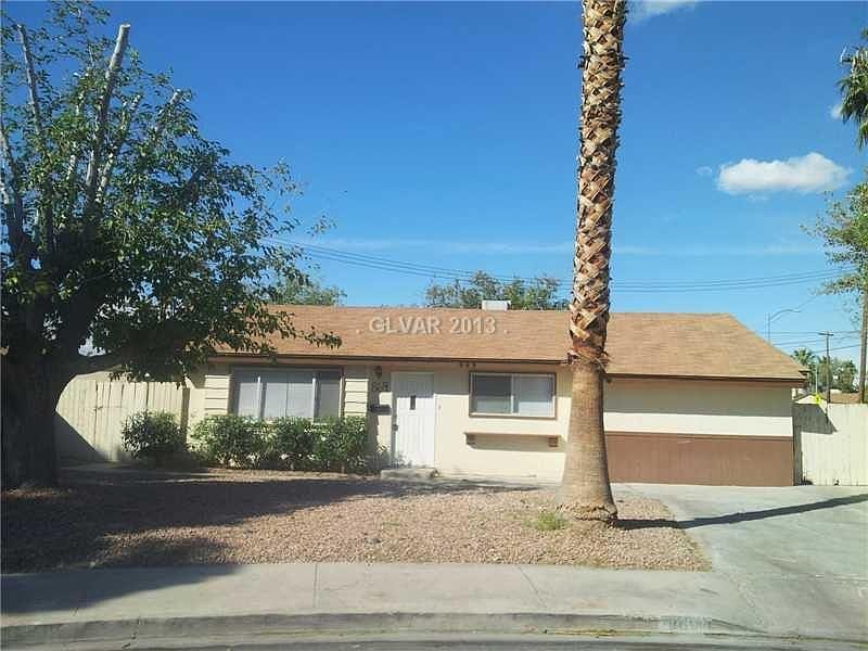 1st image of 869 Grand Cir