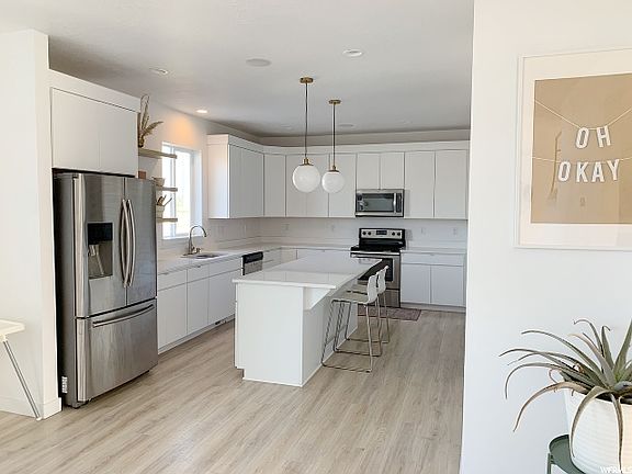 2nd image of 15032 S Rebellion Ct