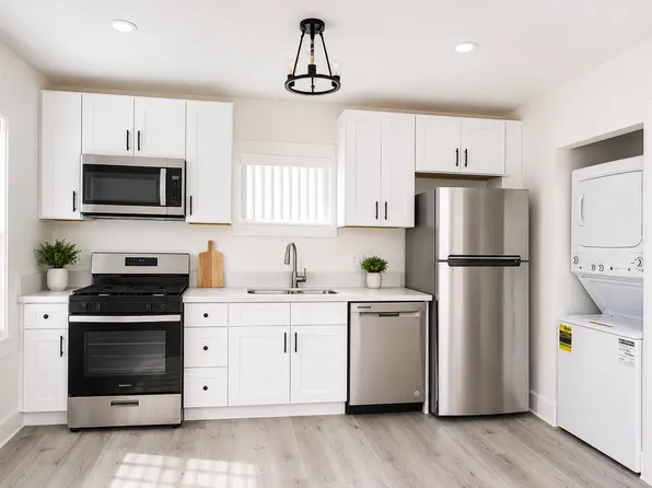 1911 E 6th St APT B, Long Beach, CA 90802