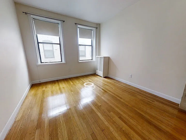 1137 Commonwealth Ave #13 — Photo 4