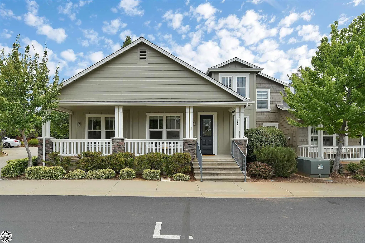 171 Fieldstone Dr photo 1