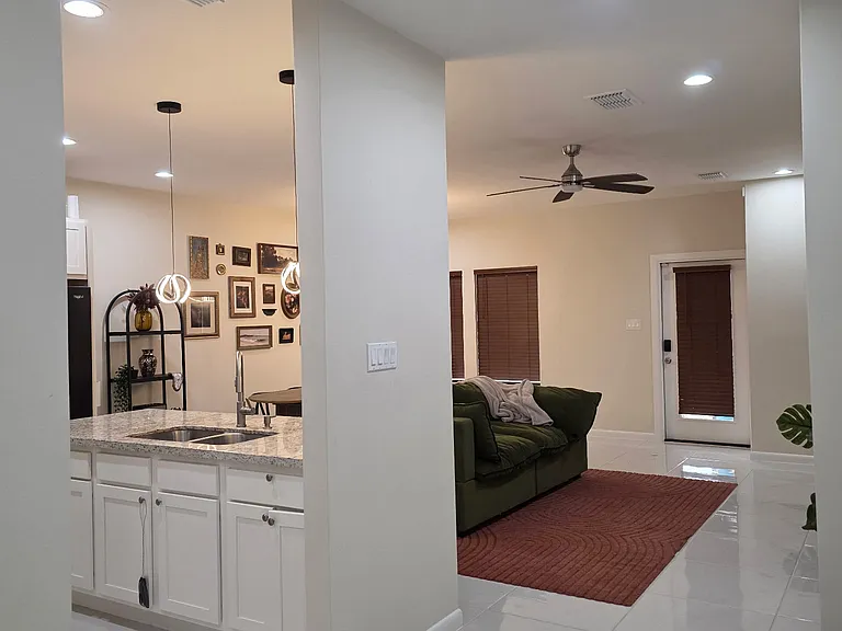1413 El Caporal Dr — Photo 5