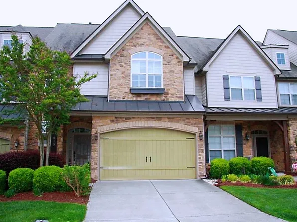 413 Travertine Dr, Cary, NC 27519