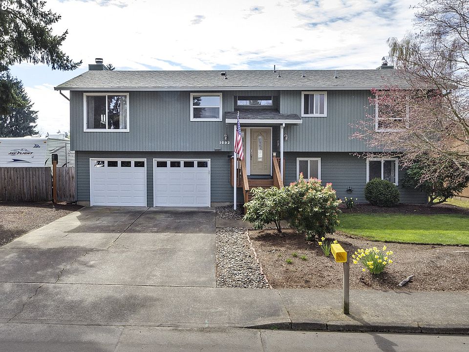 1st image of 1692 SE Jacquelin Dr