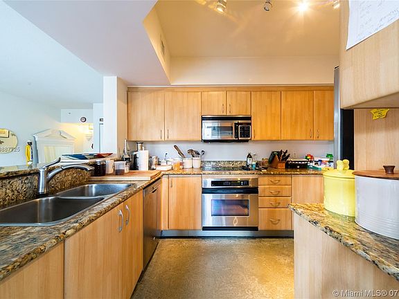 3rd image of 140 Meridian Ave APT 324