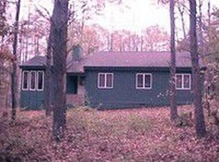 200 Davida Pines Dr, Mohnton, PA 19540