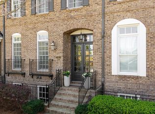 688 Lockton Pl, Sandy Springs, GA 30342