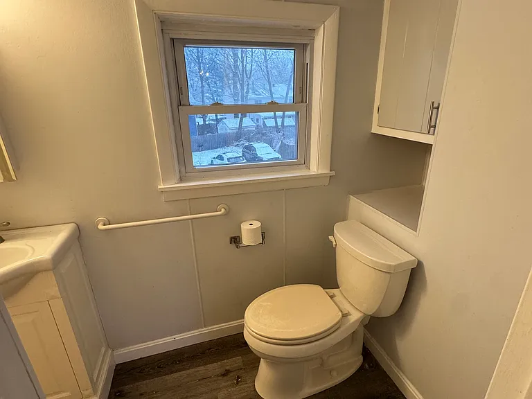 63 W Carpenter St #2-R — Photo 12