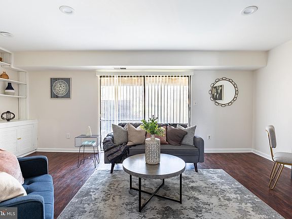 3rd image of 5464 Ring Dove Ln #4-D-4